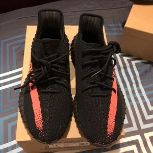 Yeezy 350 v2 infared
